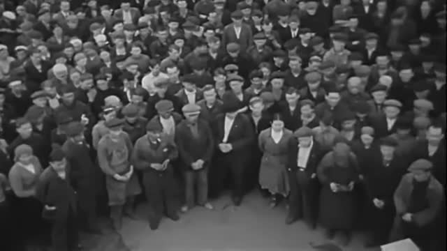 Митинг. Кадр кинохроники